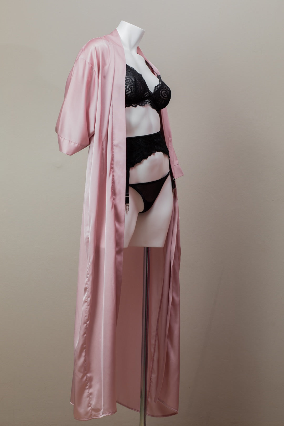 Beltza Dusty Pink Kimono Robe